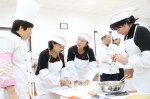 省科技厅举办首届“迎三八妇女节团队厨艺大赛”活动 - 科技厅