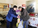 沧州市红十字会开展“博爱送万家”活动  120余万元救助困难群众　　 - 红十字会