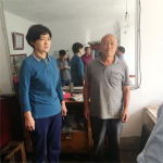刘荷香副局长率队赴省局帮扶贫困村开展走访慰问 - 粮食局
