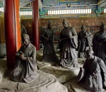 大成庙内孔子及其弟子的雕塑群像 - 中国新闻社河北分社