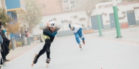 竞秀区在学校内开展的轮滑比赛。 竞秀区教育和体育局供图 - 中国新闻社河北分社