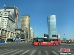 图为市区主干道车辆明显稀少。 中新社记者 黄歆尧 摄 - 中国新闻社河北分社