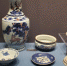 图为保定市博物馆展出的清代青花盘、碗、炉等。 徐巧明 摄 - 中国新闻社河北分社