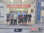 图为犯罪嫌疑人被警方抓获。 警方供图 - 中国新闻社河北分社