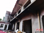 一栋二层楼房受损。　吕子豪 摄 - 中国新闻社河北分社