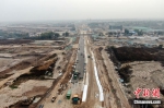 图为10月28日，航拍启动区管廊项目施工现场。(无人机照片) 中新社记者 韩冰 摄 - 中国新闻社河北分社