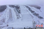 图为张家口赛区云顶滑雪公园雪中的坡面障碍赛道。　束文 摄 - 中国新闻社河北分社
