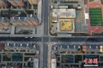 资料图：航拍雄安容东片区安置房项目街景。(无人机照片) 中新社记者 韩冰 摄 - 中国新闻社河北分社