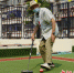 图为队员练习打球。 作者 王子叡 - 中国新闻社河北分社