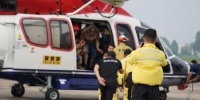 图为8月2日，公羊救援队正在进行救援工作。 黄红涛 摄 - 中国新闻社河北分社